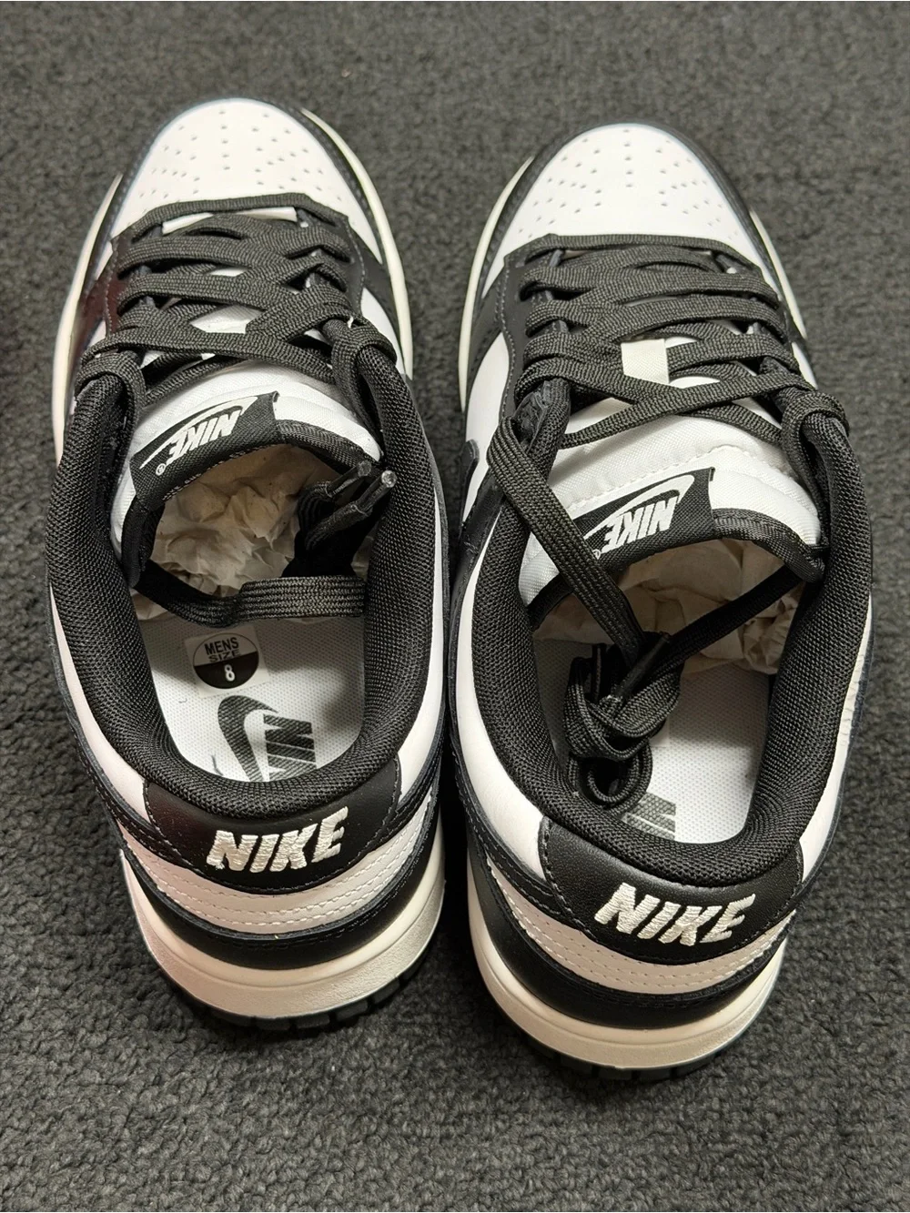 DS Nike Panda Dunk Men’s 8 Women’s 9.5
